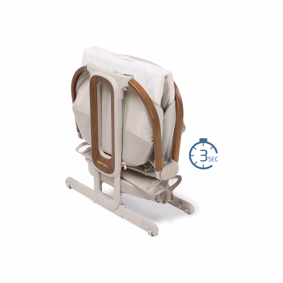 2027159110_F1_2026_maxicosi_homeequipment_cotbed_iorapro_elegance_beige_3secondsfold.png