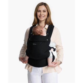 momcozy-purehug-negro-01
